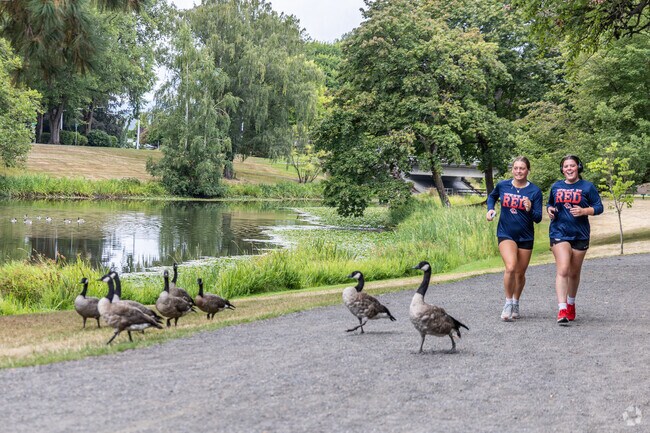 Old West Side has a desirable location because it borders Lake Sacajawea.