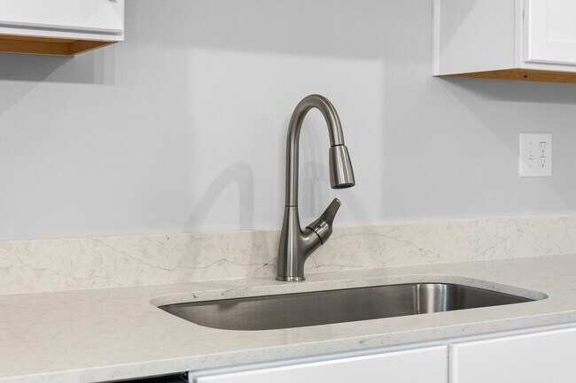 Forest Edge Apartments, Charlestown, IN 47111 - photo 5