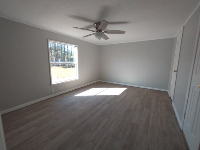 5094 Red Barn Rd, Milton, FL 32583 - photo 5