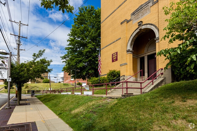 Enter Park Elementary School in Munhall and expand your mind.