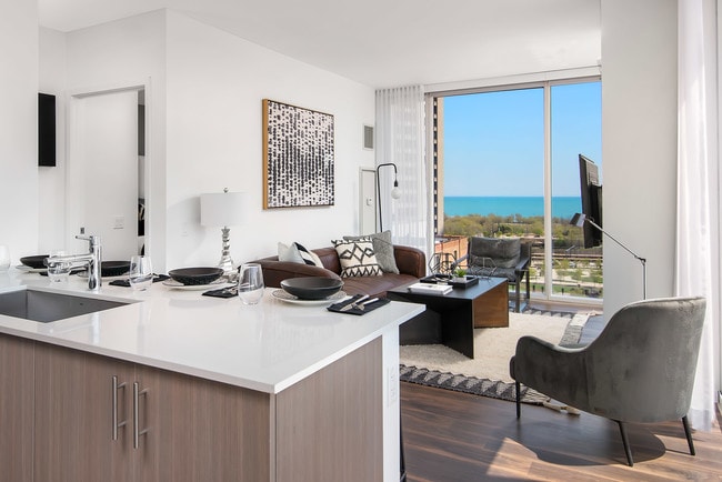 Eleven40, Chicago, IL 60605 - photo 2