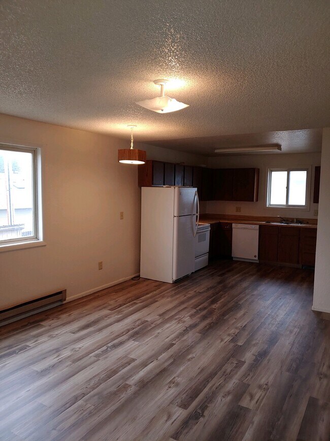 2826 Baker Dr Unit A, Cody, WY 82414