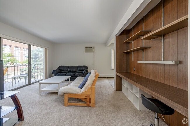 2BR, 1BA - 800SF - Living Room