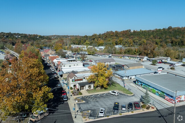 Downing Street is the main commercial hub for Hollister residents.