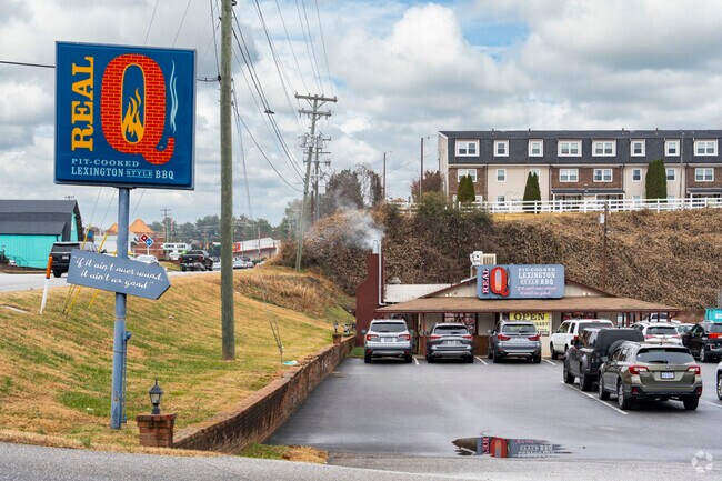 Real Q BBQ is one of the most popular dining destinations in the Peace Haven area.