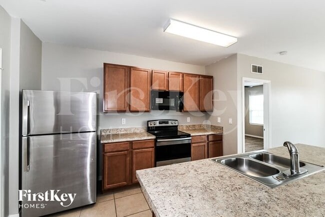 2512 NW 7th St, Cape Coral, FL 33993 - photo 5