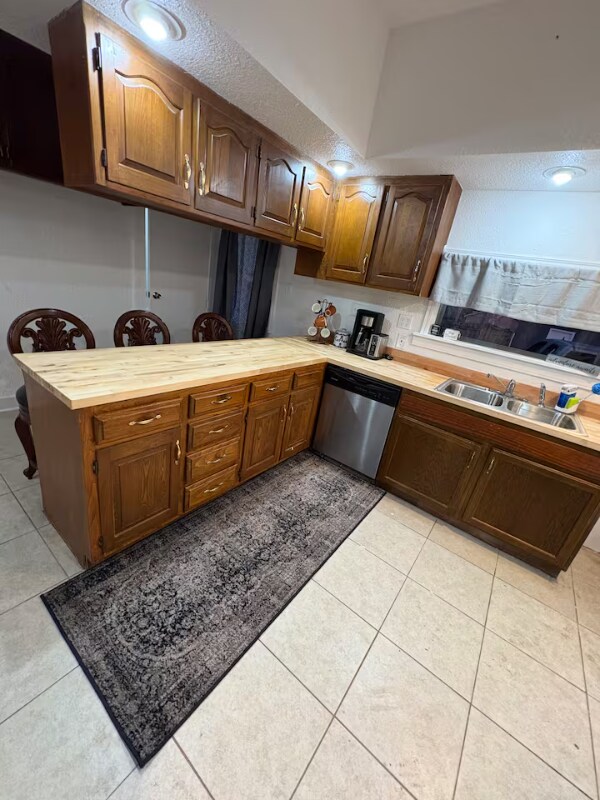 1016 NE Quincy St, Topeka, KS 66608 - photo 7