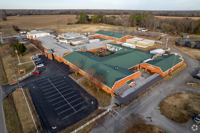 Full campus of Maddison Cross Roads Elementary School in Toney Alabama.