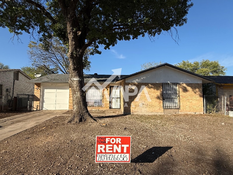 5331 Bakersfield St, San Antonio, TX 78228 - photo 1
