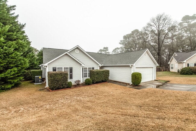 3808 Summer Leigh Ct, Loganville, GA 30052 - photo 3