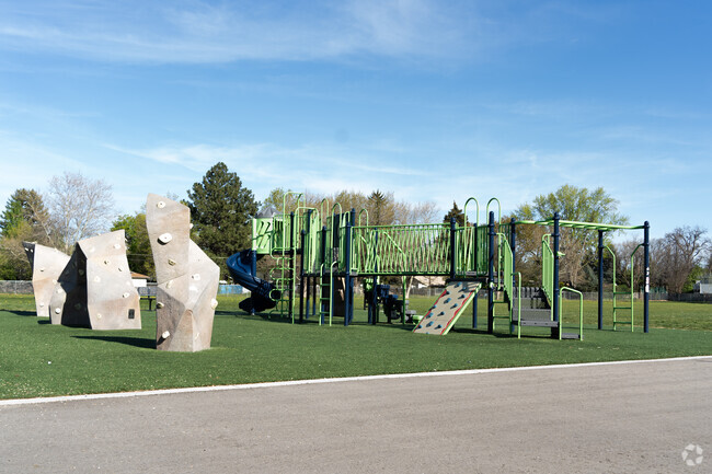 Jefferson Elementary School in Depot Bench features a modern playground for its students.