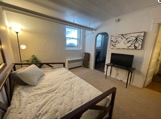 915 2nd Ave S Unit 8, Fargo, ND 58103