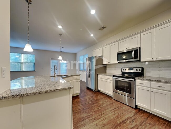 1682 Weatherbrook Cir, Lawrenceville, GA 30043 - photo 4