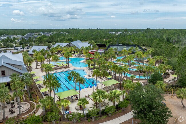 Luxury resort style pools are just one of many community amenities in Shearwater.