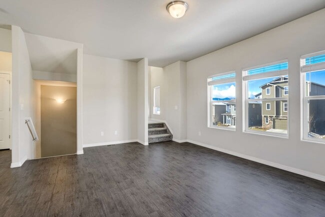 753 Grissom Dr, Colorado Springs, CO 80915 - photo 4