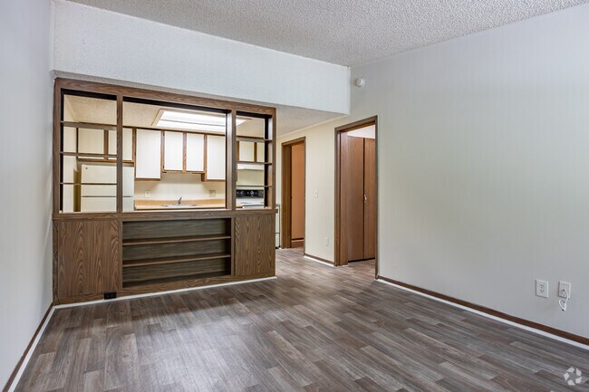 1BR, 1BA - 576SF