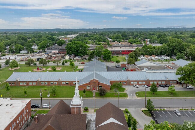 Maupin Elementary School has students in grades PK, K-5.