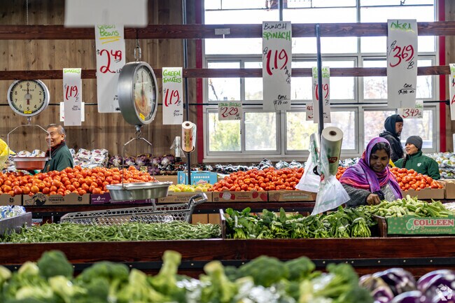 A wide selection of produce is available at Royal Fresh Market in Hawthorne Park.