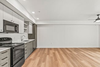 9749 SW Barber St, Wilsonville, OR 97070