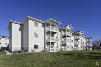 2700-2720 20th Ave SW, Minot, ND 58701