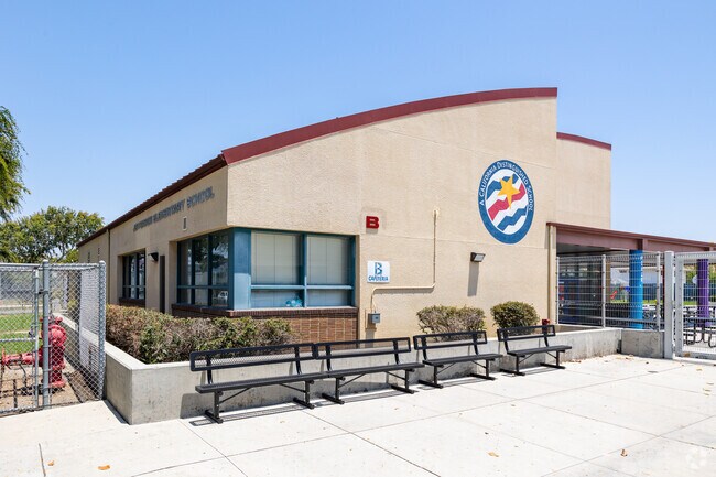Jefferson Elementary School in Hawthorne, CA is California Distinguished School.