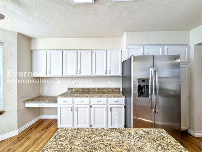 18618 E Grand Cir, Aurora, CO 80015 - photo 3