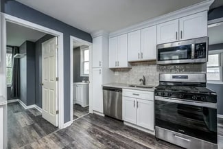 1668 Litchfield Turnpike Unit 2nd Fl, Woodbridge, CT 06525