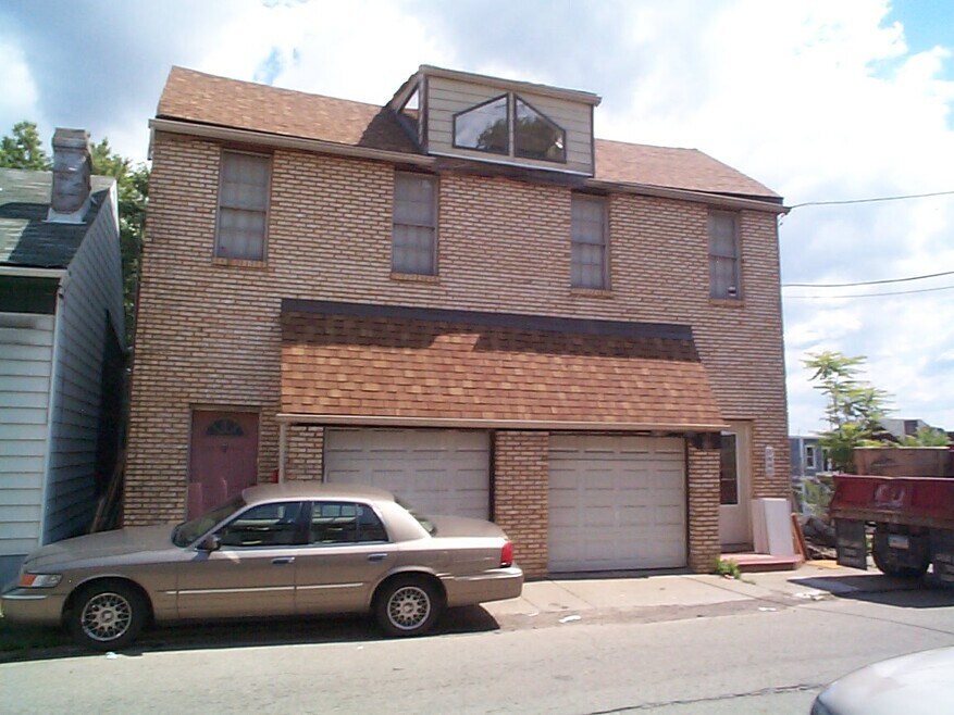 2405 Mission St unit 2403, Pittsburgh, PA 15203 - photo 1