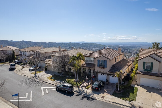 Tujunga homes typically have northern views of the City of Los Angeles’s highest peak.