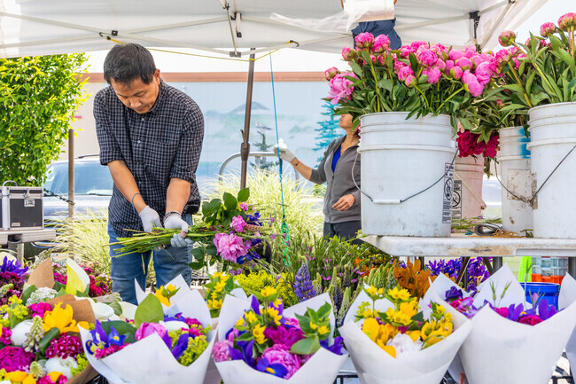 The Crossroads Farmers Market takes place midday every Tuesday, June through September.