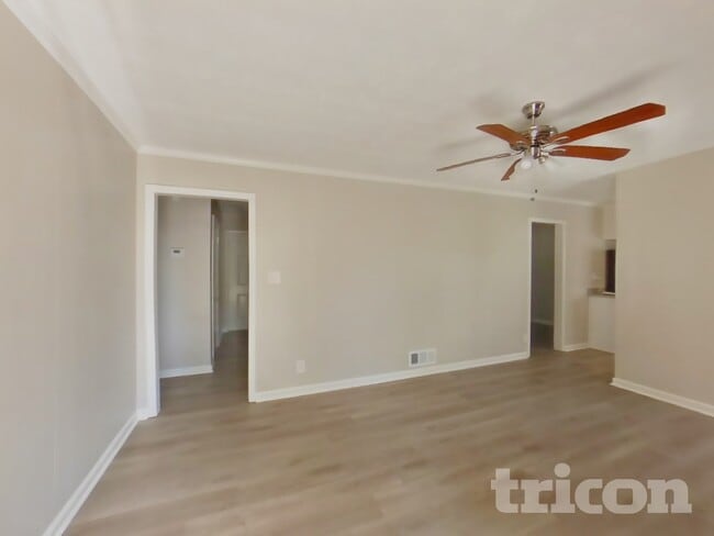 199 Kings Ct NW, Lawrenceville, GA 30044 - photo 4