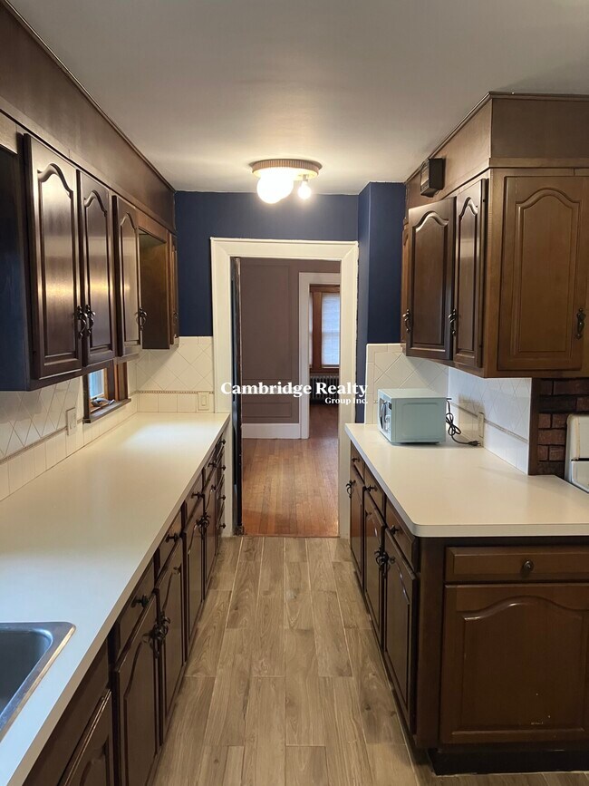 93 Hillside Rd unit 2, Watertown, MA 02472 - photo 6