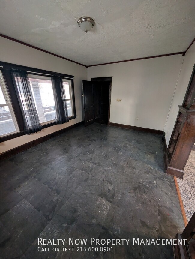 3431 W 91st St unit 2, Cleveland, OH 44102 - photo 6