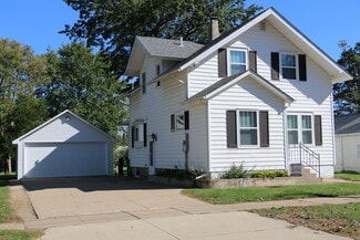 2004 Merner Ave, Cedar Falls, IA 50613
