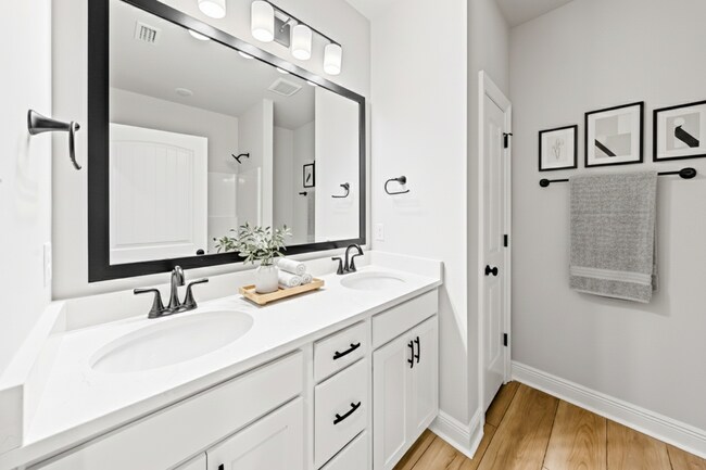 2741 Louis Cir, Crestview, FL 32536 - photo 7