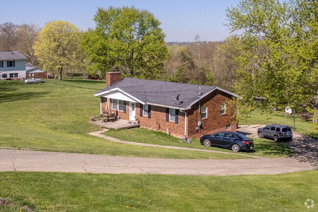 Brick ranch homes are popular in the Outer Kenton neighborhood.