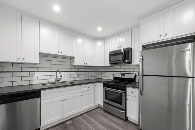 1240 W 29th St unit 1, Los Angeles, CA 90007 - photo 2