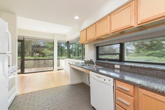 1315 Hill St, Ann Arbor, MI 48104