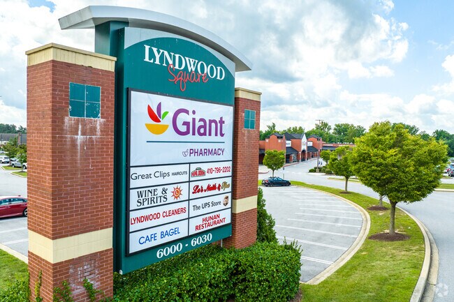 Stop by West Elkridge to grocery shop or pick a quick and tasty lunch.