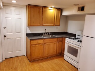 5310 W Pensacola Ave Unit Garden, Chicago, IL 60641