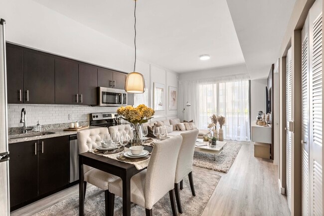 Pine Ridge, West Palm Beach, FL 33413 - photo 4