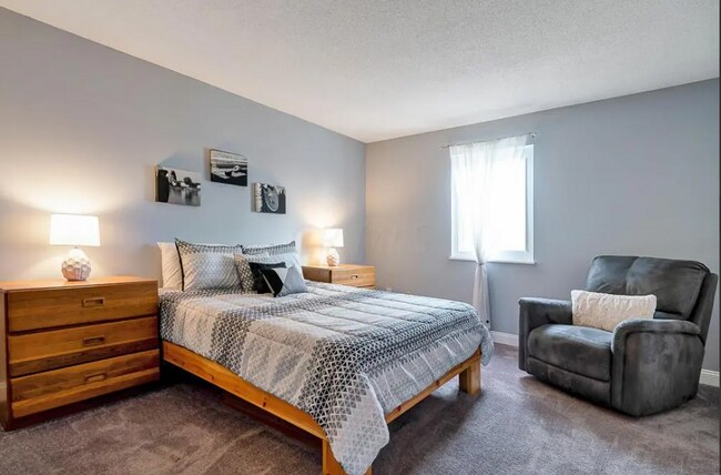 4819 Middletowne St unit E, Columbus, OH 43214 - photo 5