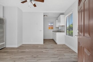 2652 E 15th St Unit 2652-01, Long Beach, CA 90804