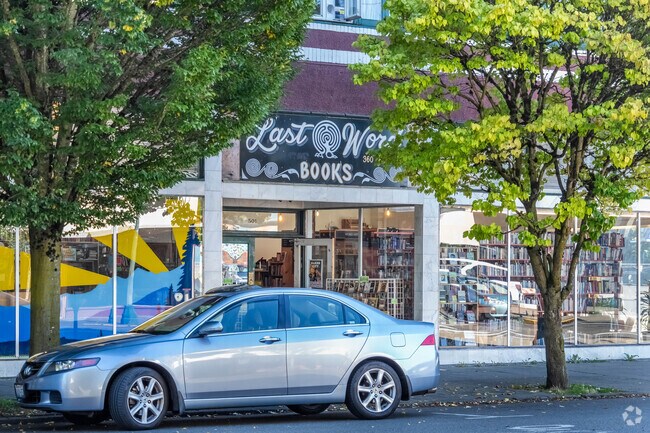 Come to Last Word Books and Press for your latest reading materials near North East Olympia.