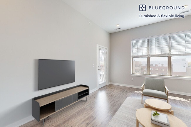 332 Halstead Ave unit FL4-ID3505A, Harrison, NY 10528 - photo 3