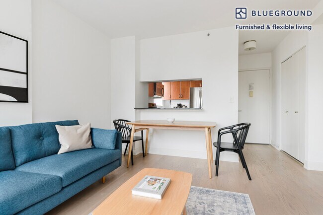 222 E 34th St unit FL18-ID2158, New York, NY 10016 - photo 3