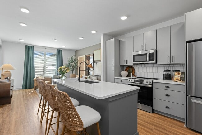 Elan Capital Hills, Raleigh, NC 27616 - photo 2