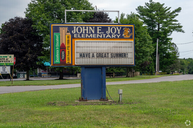 The John E. Joy Elementary School has a student-teacher ratio of 14:1.