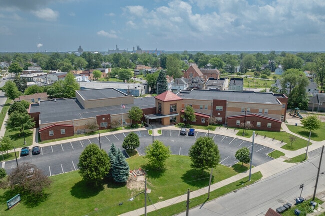 Escuela SMART Academy serves Toledo Public Schools.