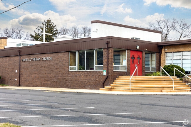 Hope Lutheran School has students in PK-8th grades.